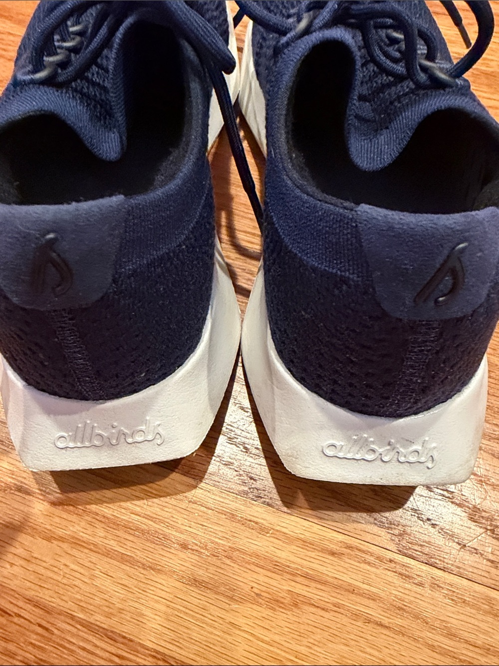 allbirds Navy Knit Lace-Up Men's Tree Runner Sneakers with White Sole - Picture 4 of 5